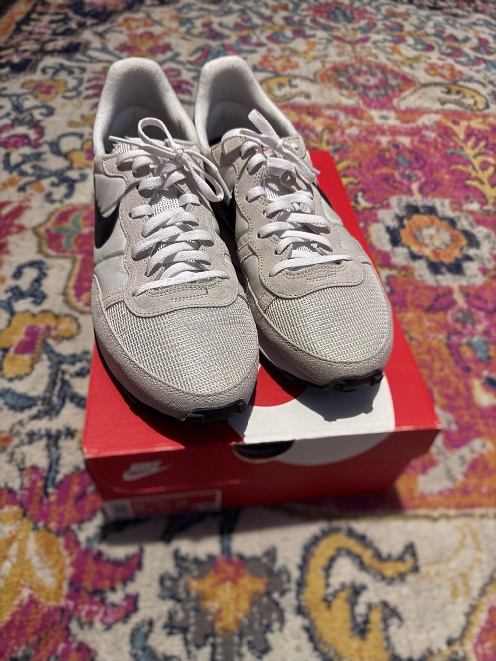 Men’s Nike Challenger OG-Bone color